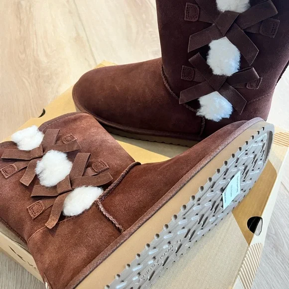 Koolaburra Women's Brown Boots - Picture 5 of 7